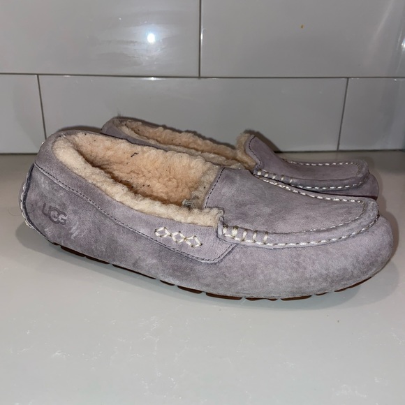 UGG Gray Ansley Slipper - Picture 2 of 11